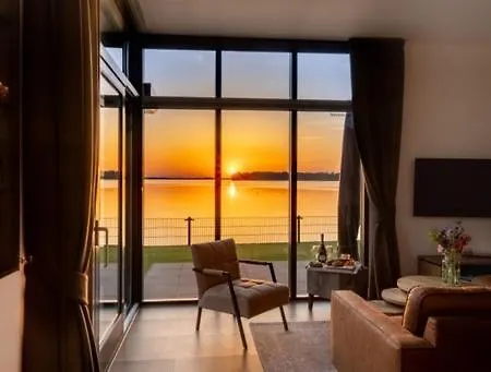 Luxus Cube Meerblick Veluwemeer Am In Erster Reihe Holiday home Hulshorst