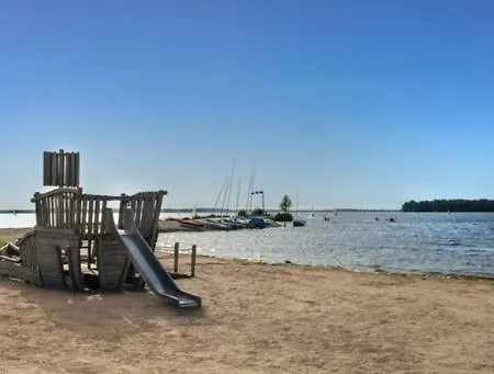 Luxus Cube Meerblick Veluwemeer Am In Erster Reihe Vakantiehuis