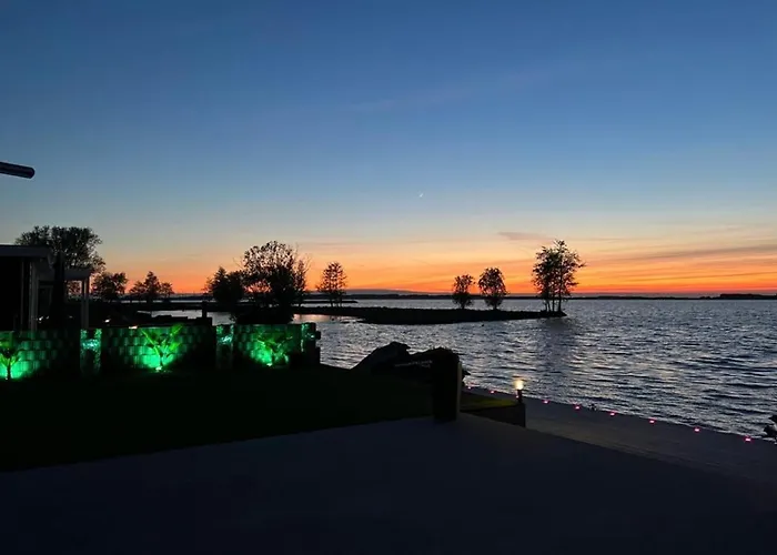 Luxus Cube Meerblick Veluwemeer Am In Erster Reihe